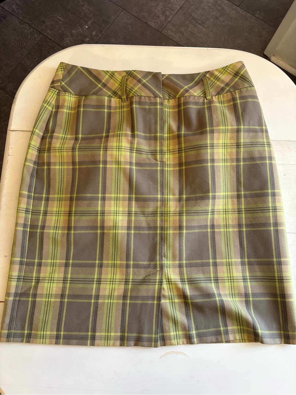 Jones wear Plaid Pencil Skirt in Olive and Yellow